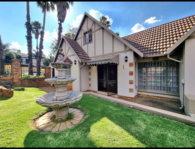 5 BEDROOM HOUSE TO LET IN BEDFORDVIEW